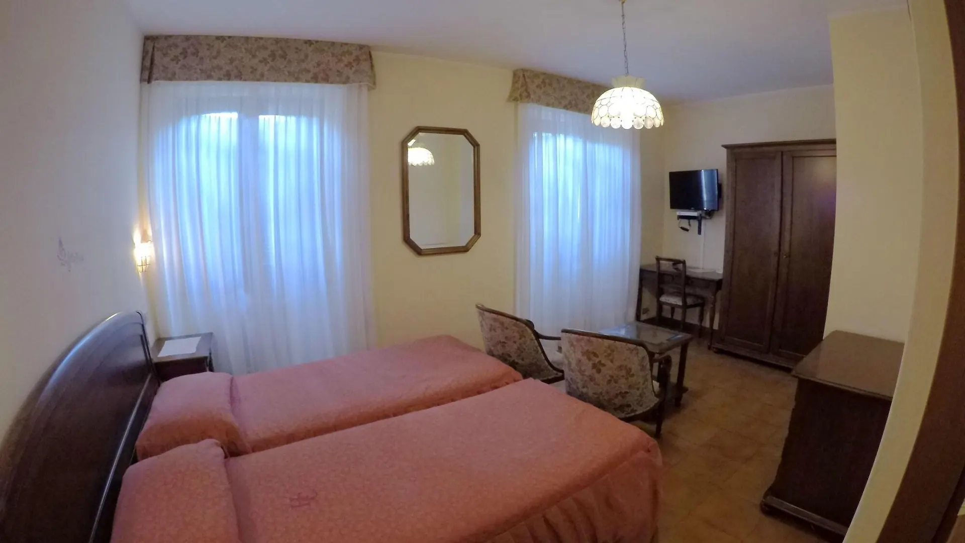 ***  Hotel Ristorante Combolo Teglio Italia