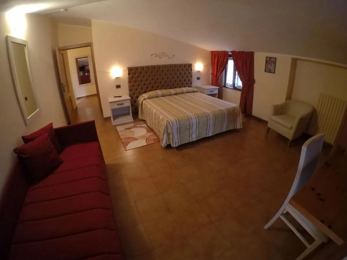 Hotel Ristorante Combolo Teglio