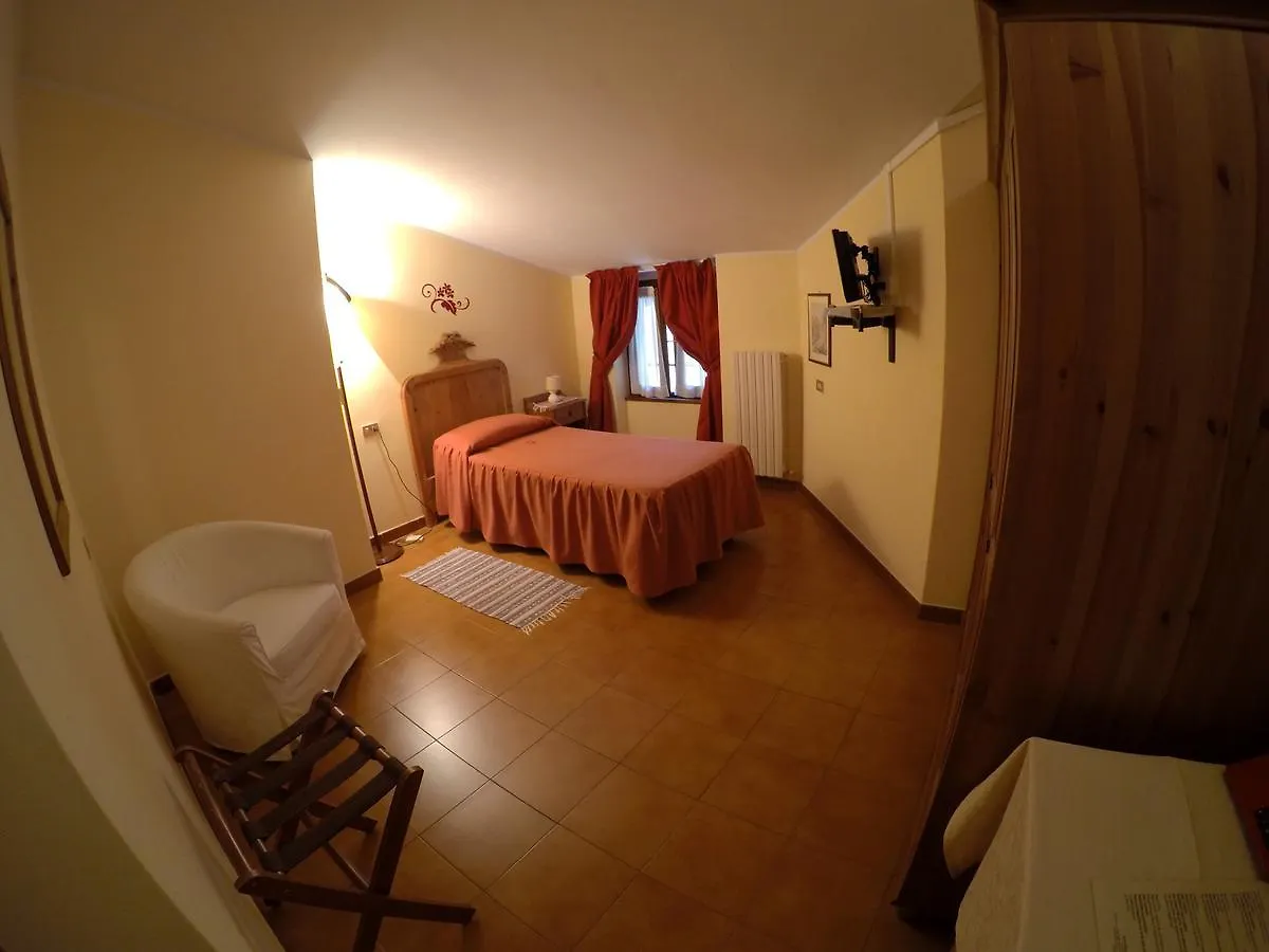 Hotel Ristorante Combolo Teglio 3*,